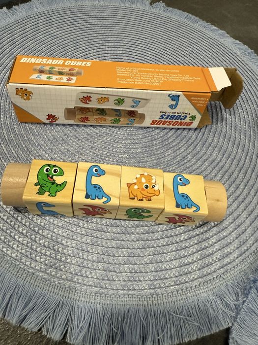 Дерев’яна розвиваюча іграшка «Динозаври» dinosaur cubes