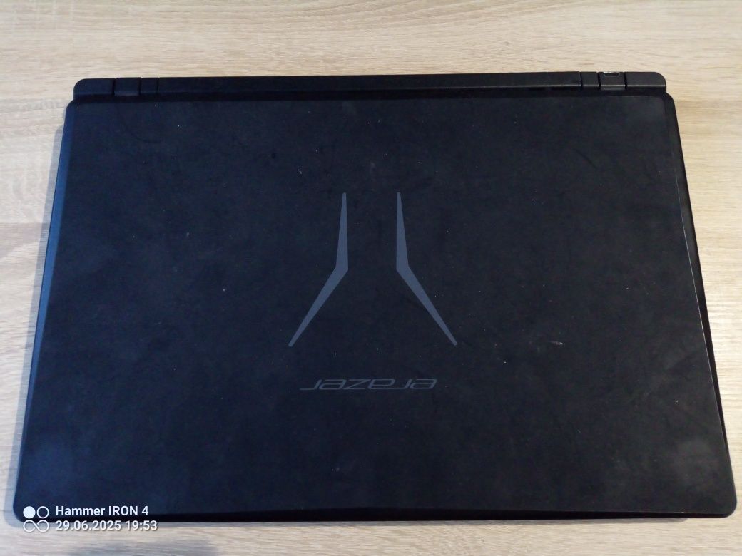 Laptop Medion Erazer do gier 15.6' napęd 24 GB ram SSD gratisy