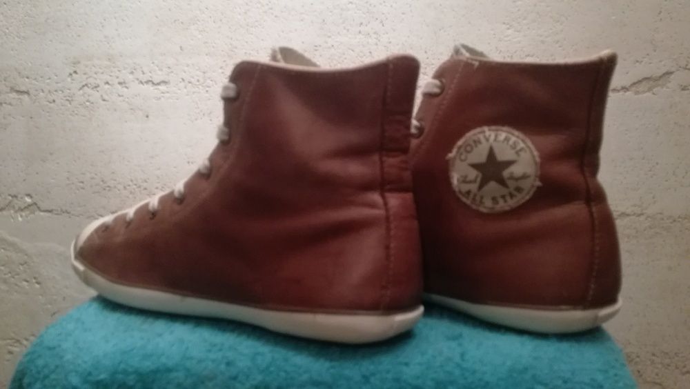 CONVERSE ALL STAR CHUCK TAYLOR LIGHT HI r.40 skóra stan bardzo dobry