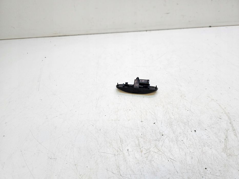 DYSZA SPRYSKIWACZA LEWA AUDI A4 B9 8W0955987A