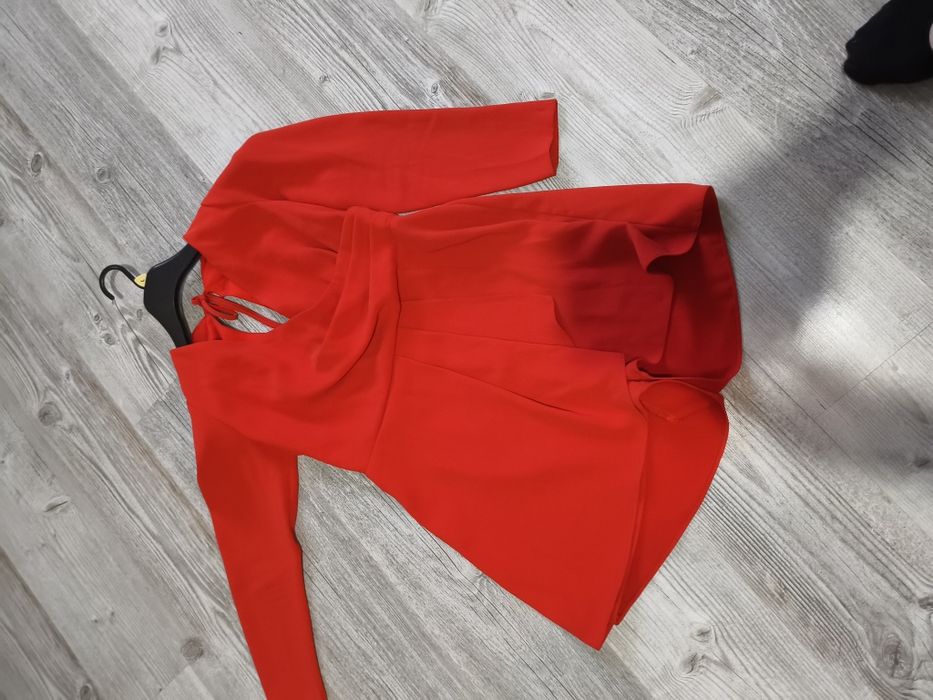 Czerwony kombinezon L