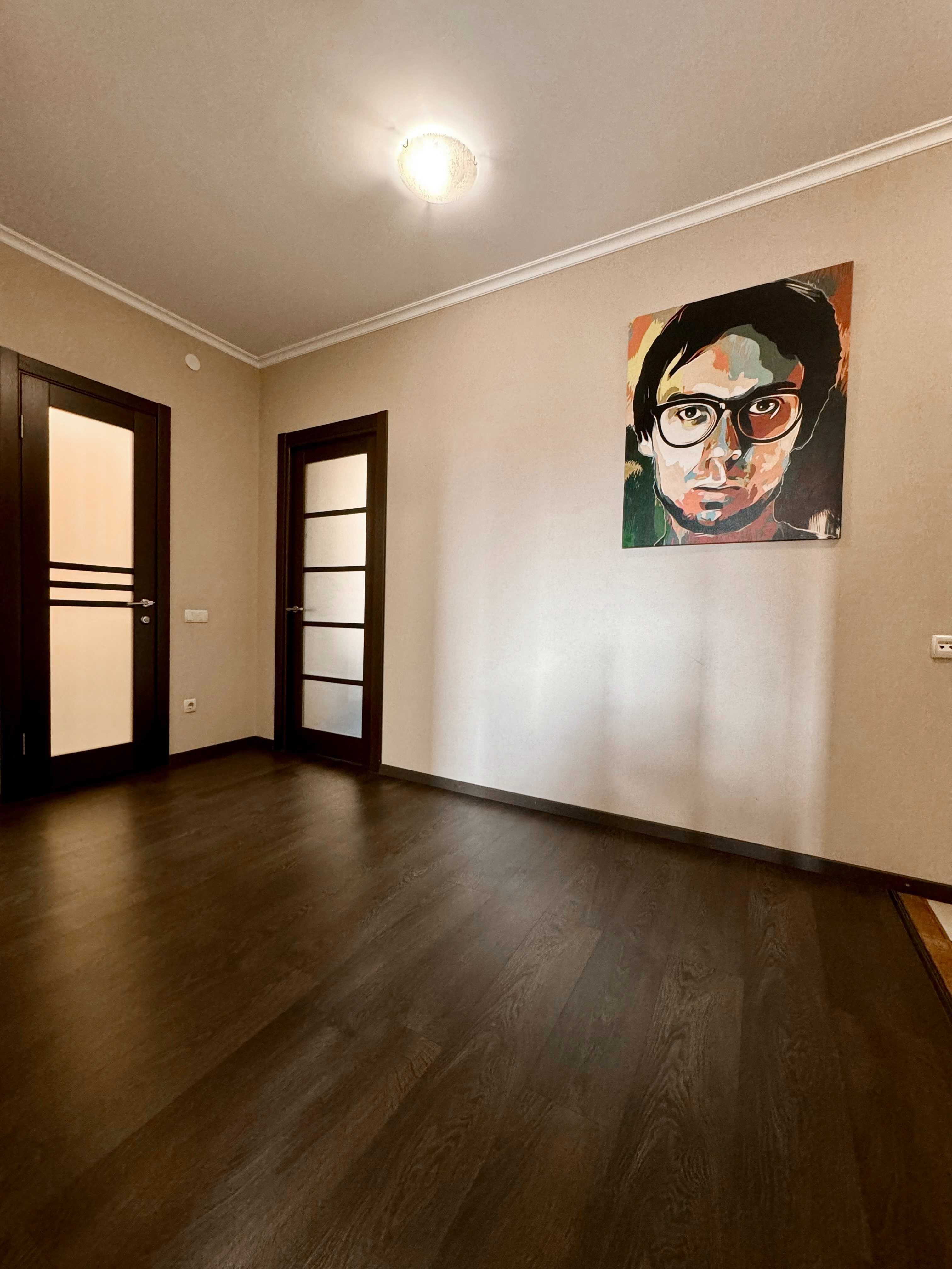 ApartPoltavaСВІТЛІ апарт.80м2 ,ОКРЕМІ кімн, НОВОБУДОВА.Центр.ЧЕК банк.