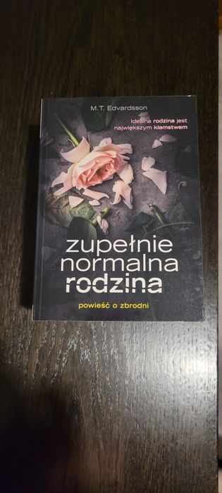 Zupełnie normalna rodzina wydanie kieszonkowe