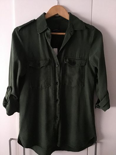 Camisa verde zara com etiqueta