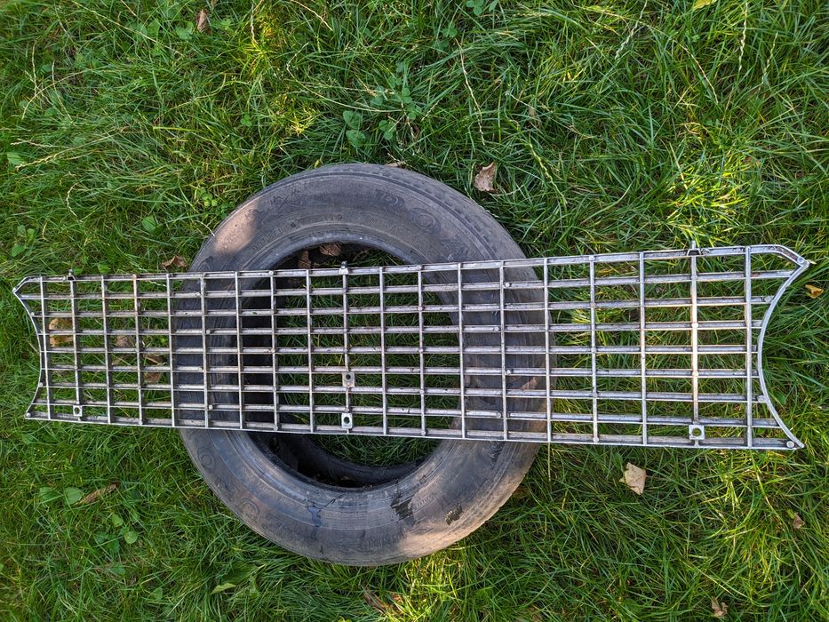 Решітка радіатора 2101