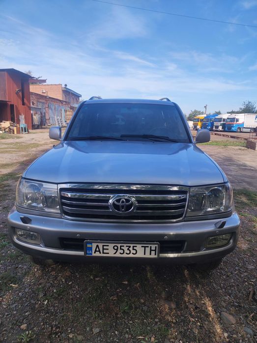 Продам Land Cruiser 100