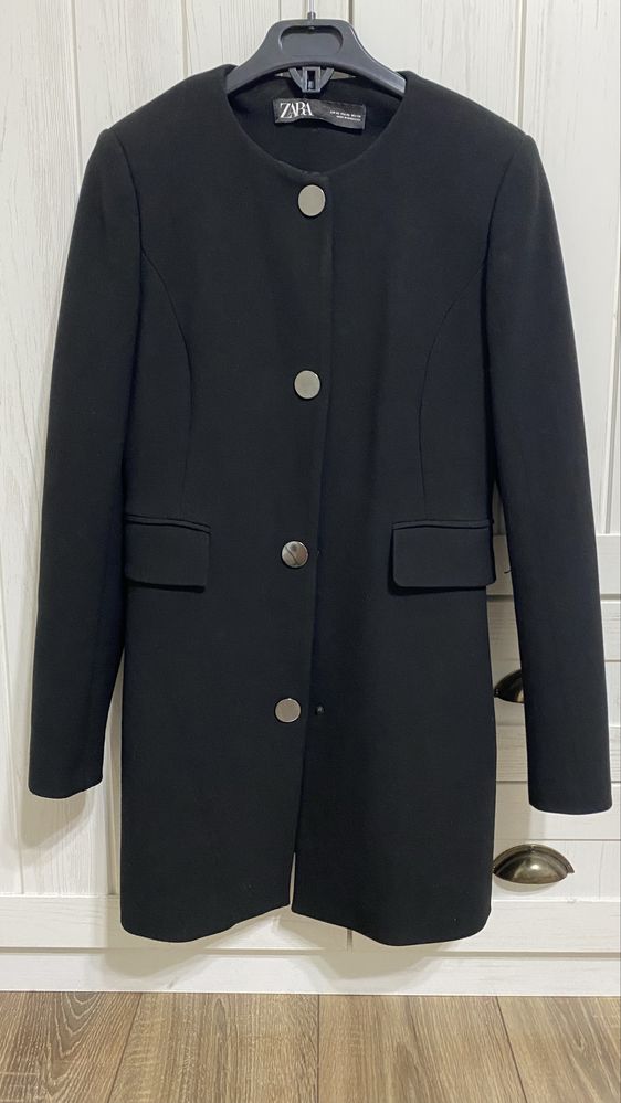 Пальто Zara, р. XS