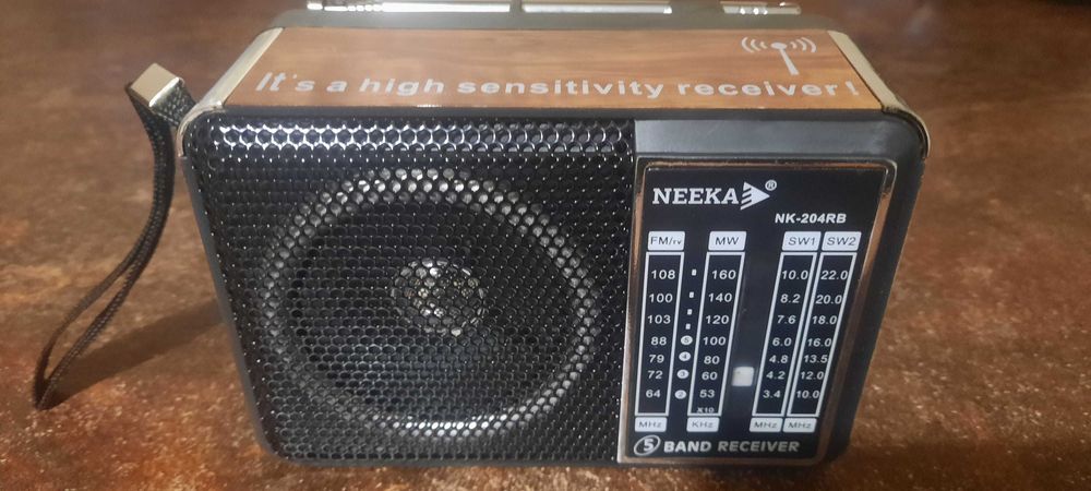 Радиоприемник АККУМУЛЯТОРНЫЙ NEEKA NK - 204 RB (5 диапазонов)