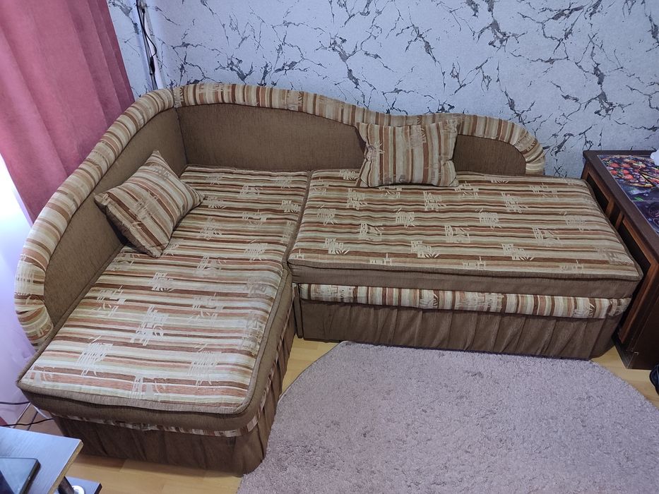 Кутовий диван розкладний