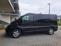 Renault Trafic 2.0 DCi 115KM Passenger Black Edition 8 osób NAVI Tempomat_I WŁ