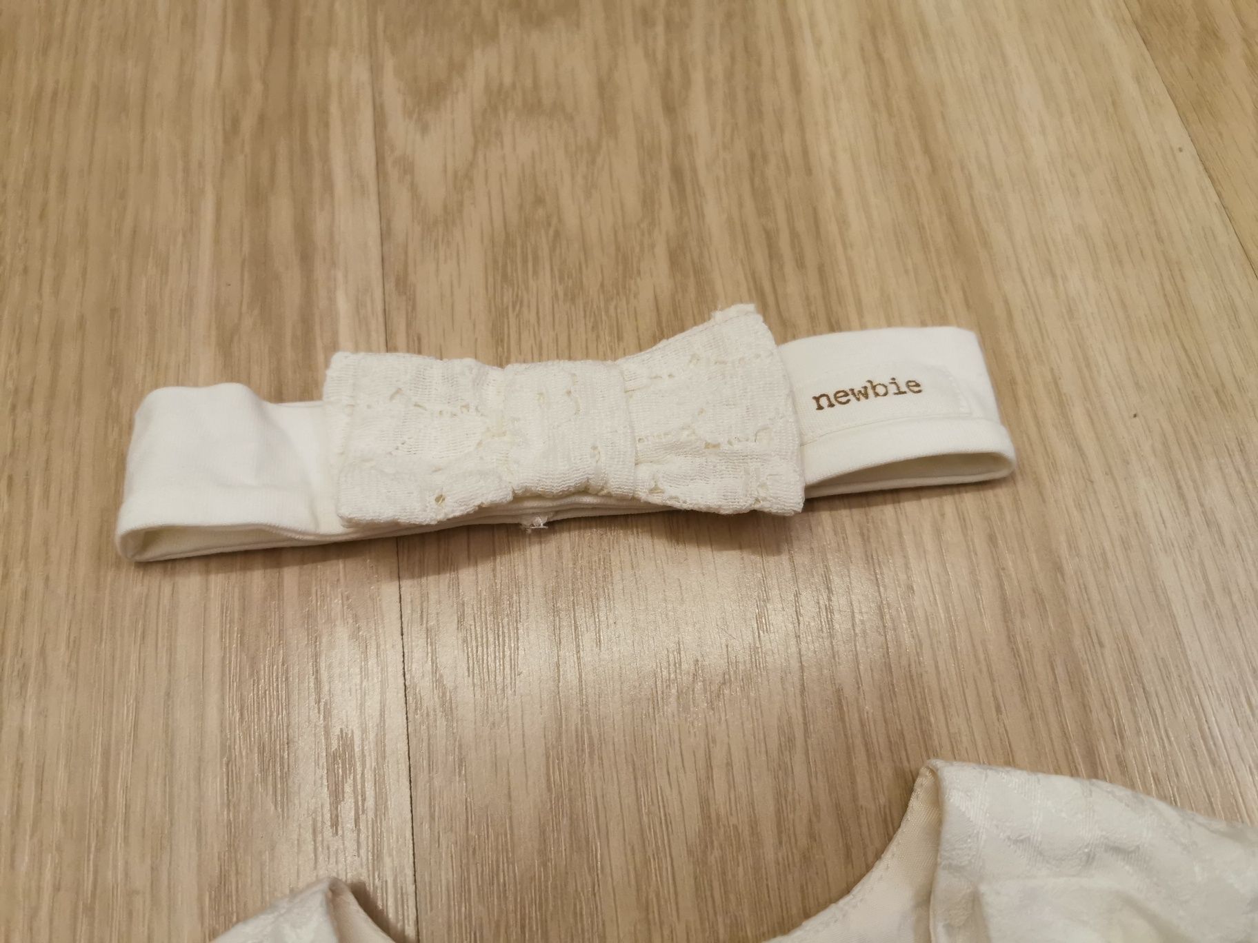 Zestaw na chrzciny dla dziewczynki, sukienka, sweter, rajstopy opaska