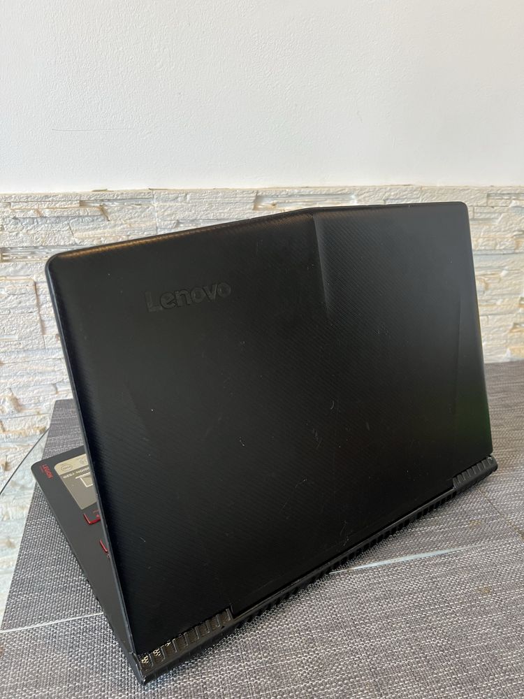 Lenovo Y520 15.6 дюймів! I5 7300HQ/ 16 GB ОЗУ/ Два диску/ GTX 1050TI