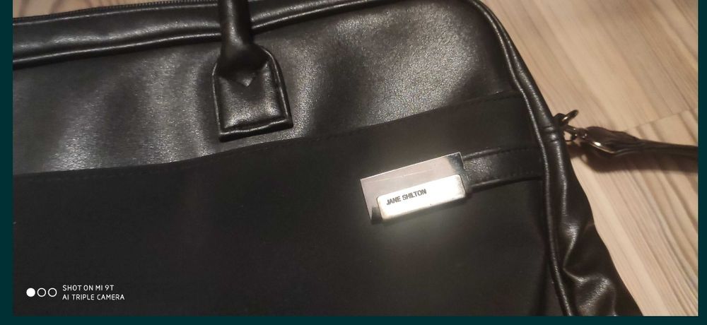 ФІРМОВА шкіряна сумка для документів ноутбука НЕУБІВАЄМА. Шара!_