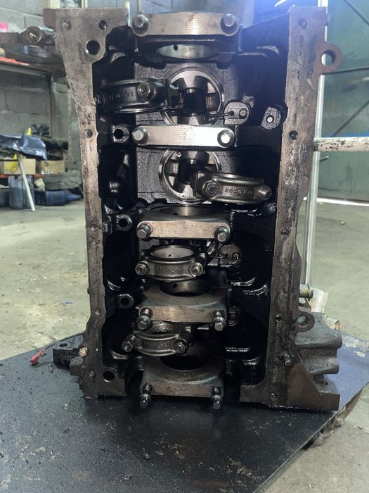 Bloco motor Nissan D22 YD25