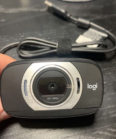 Продам новую веб камеру Logitech c615