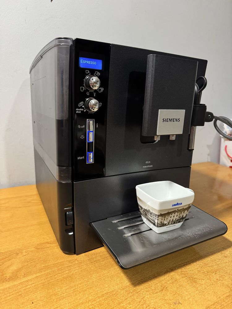 Ekspres Siemens EQ5 Macchiato Po Gruntownym Serwisie Gwarancja