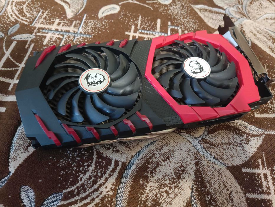 Продам rx580 8gb Msi