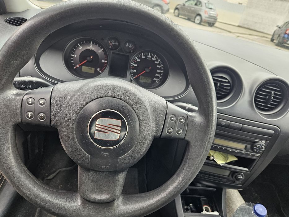 Seat ibiza 6l 1.4 tdi 5lugares