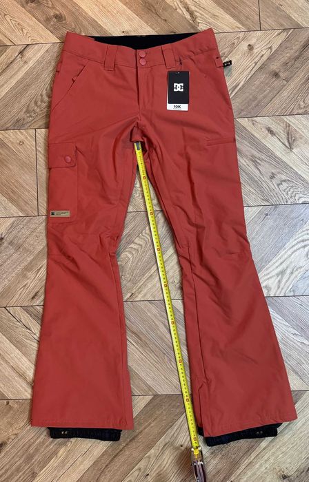 Nowe spodnie snowboardowe damskie DC rozmiar "M" (160-165 cm)