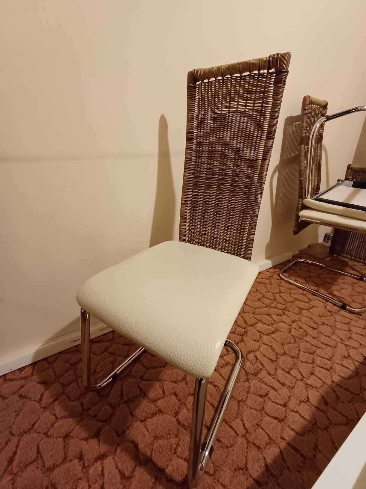 Krzesła kuchenne/do pokoju 4 sztuki