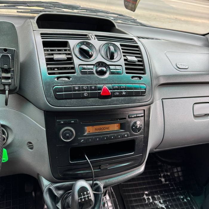 Продам Мерседес Вито Оригинальный салон 7+1