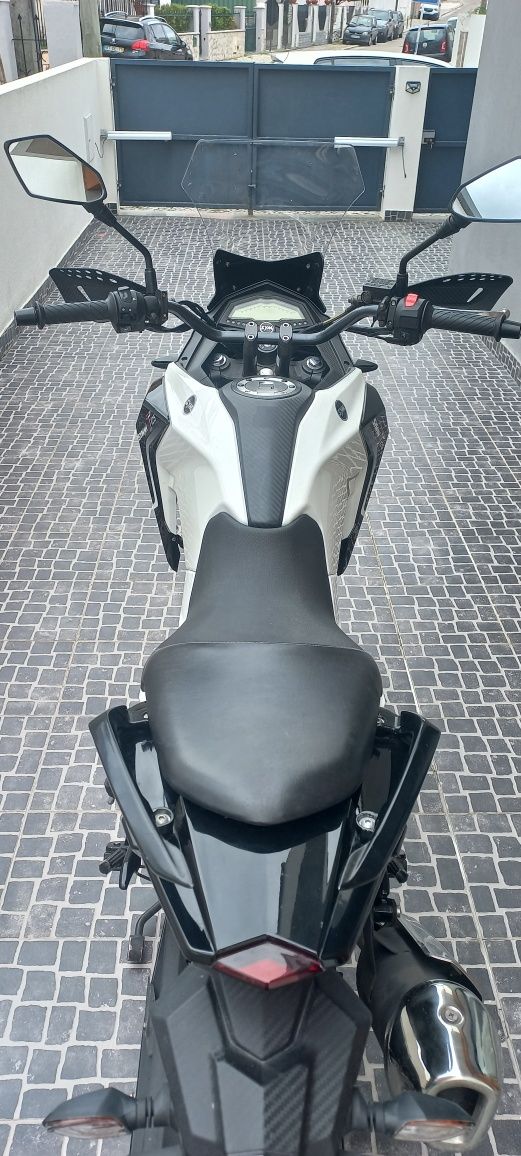 Sym nh-t 125 impecável