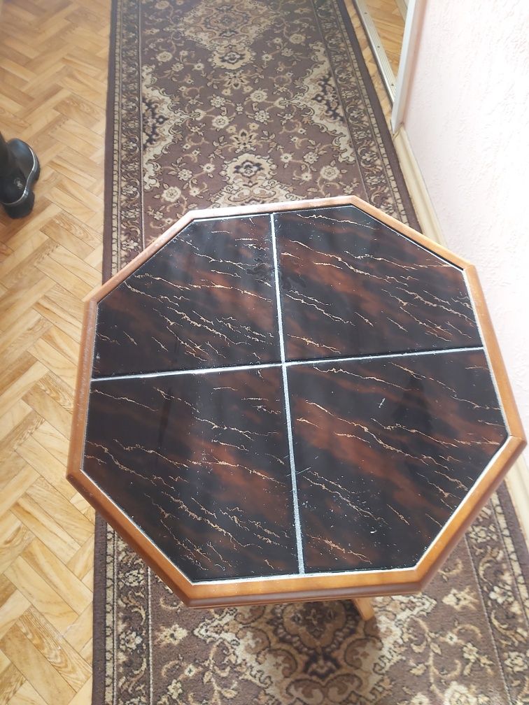 Sprzedam 1 meblosciane i ławy