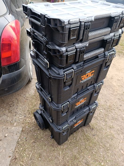 Ящик-органайзер для інструментів Keter 240457  Gear 22 Roc
