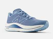 Кросівки жіночі New Balance  - FuelCell Walker Elite. Оригінал.9US,7US