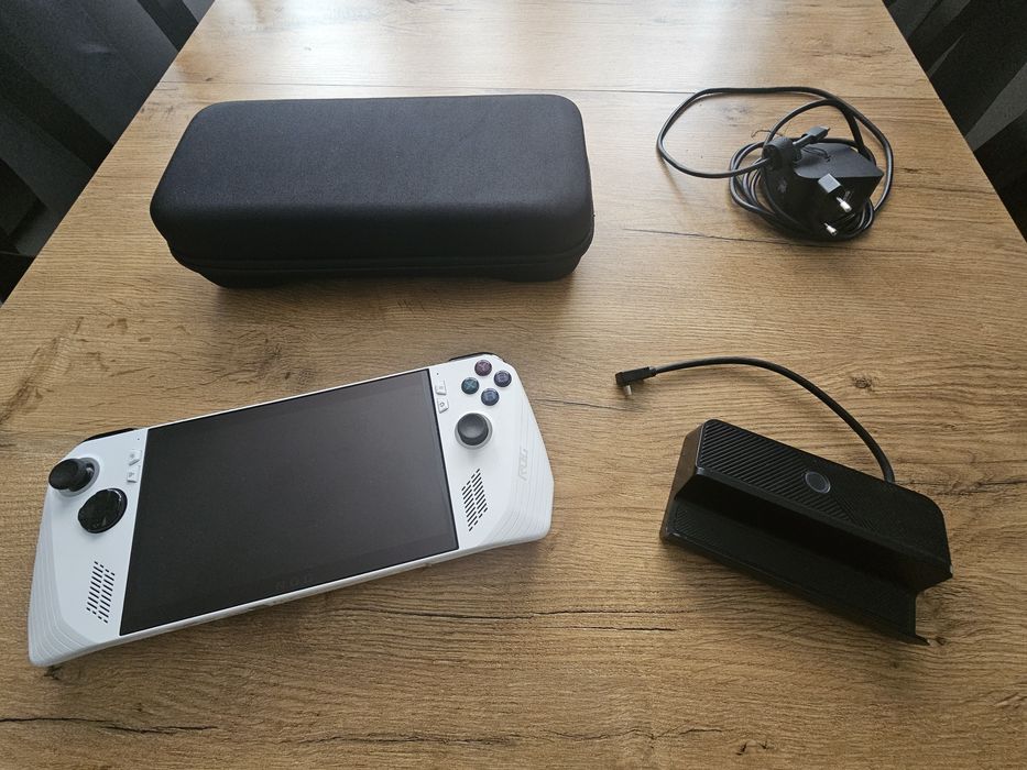 Konsola przenośna asus rog ally