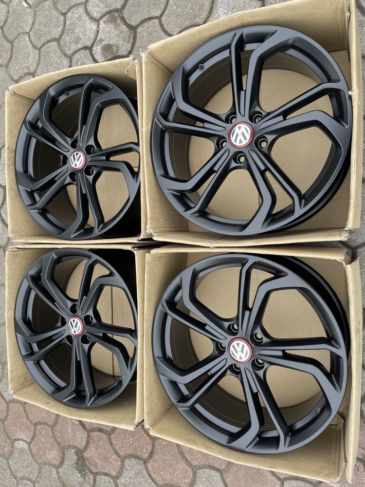 Felgi Vw Golf GTI TCR 19 cali reifnitz 5x112 performance idealne