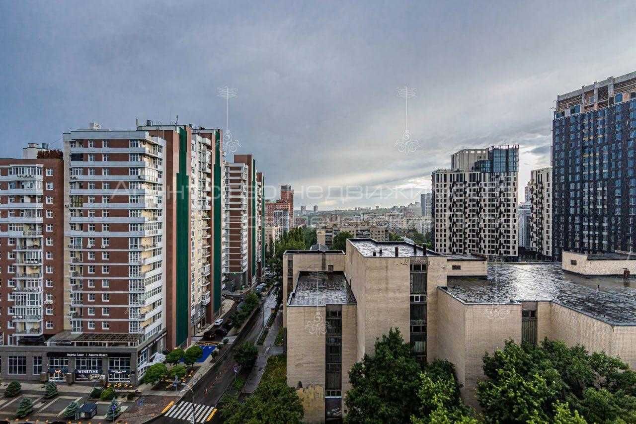 Продаж 2 кімнатної квартири Бульвар Фонтанів Саперне Поле Печерськ