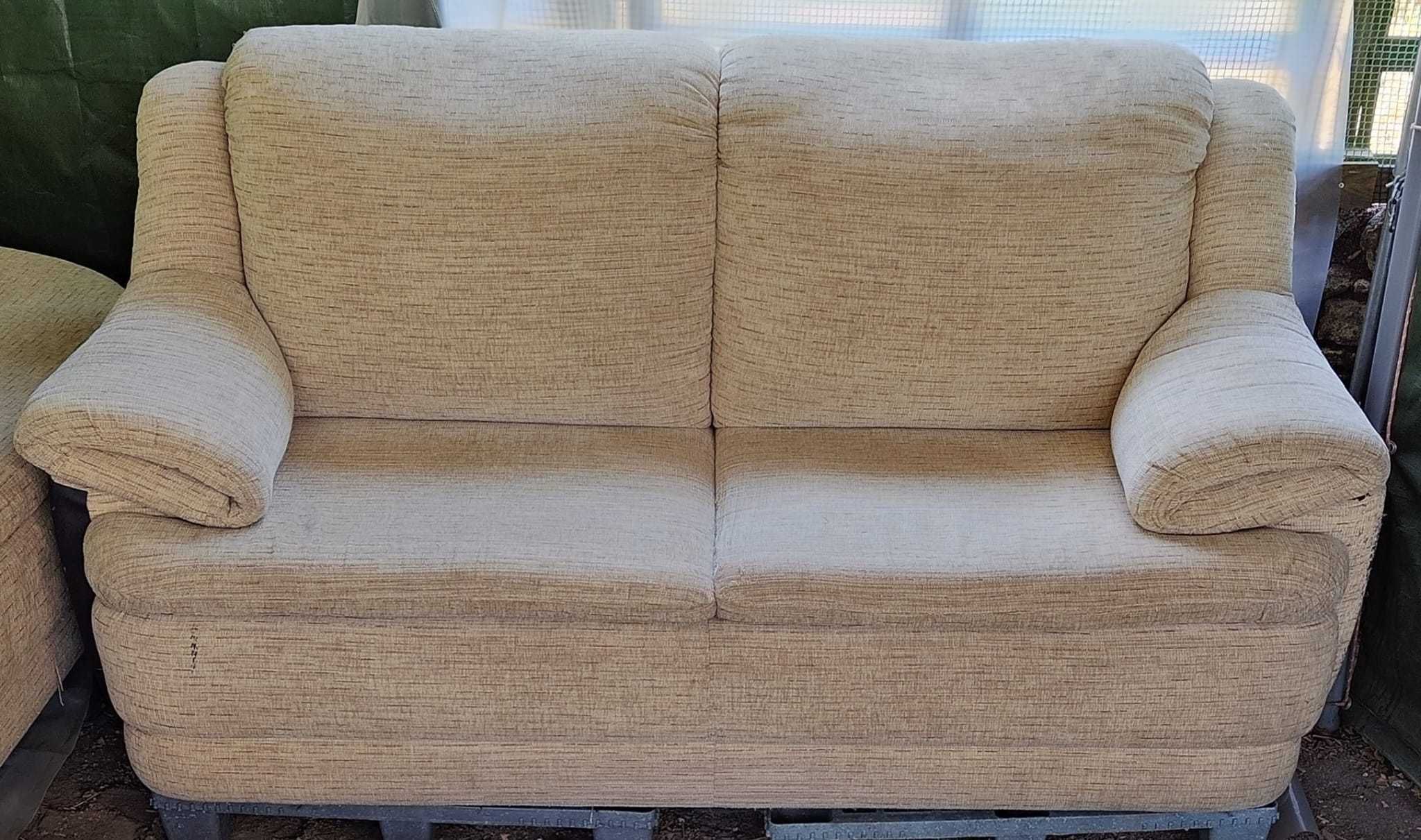 Venda de 2 sofas