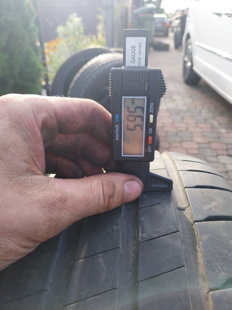 Opony Letnie Bridgestone 225/40R19 93Y