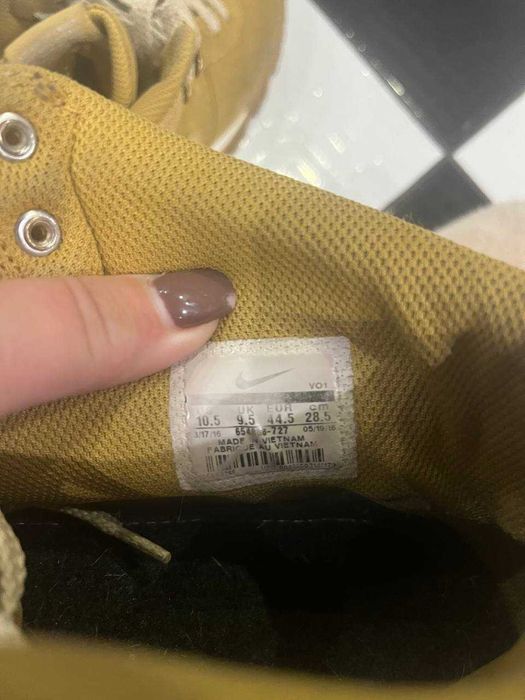 Зимові кросівки nike hoodlend Suede оригінал