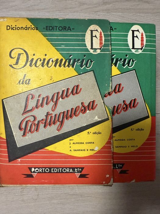 Dicionário grande antigo!