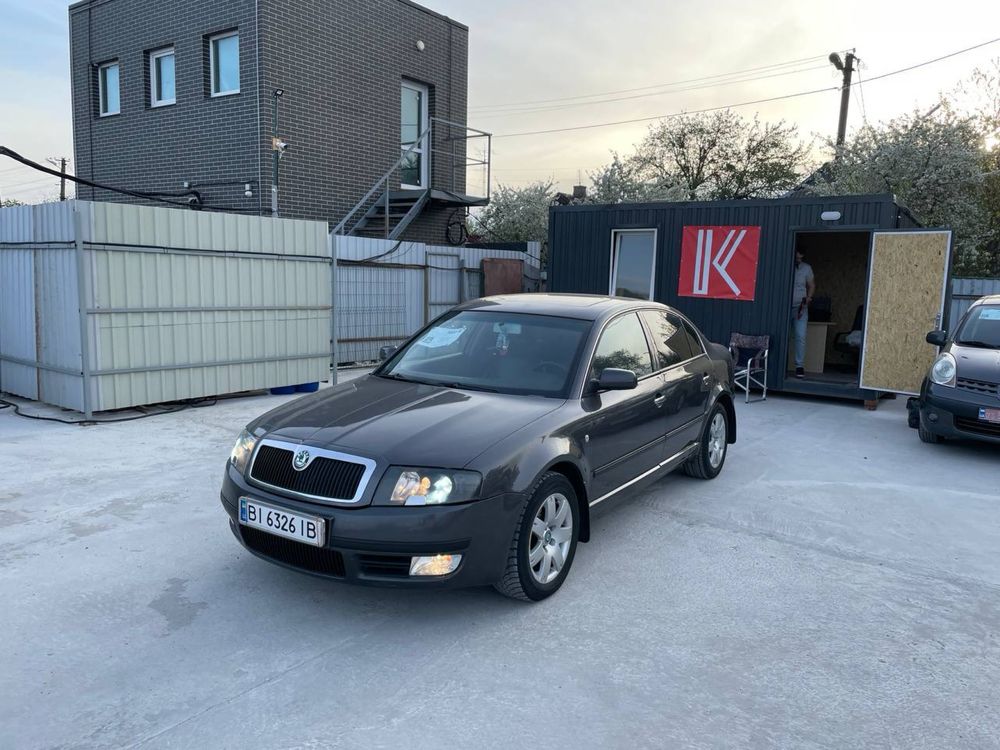 Skoda SuperB 2003