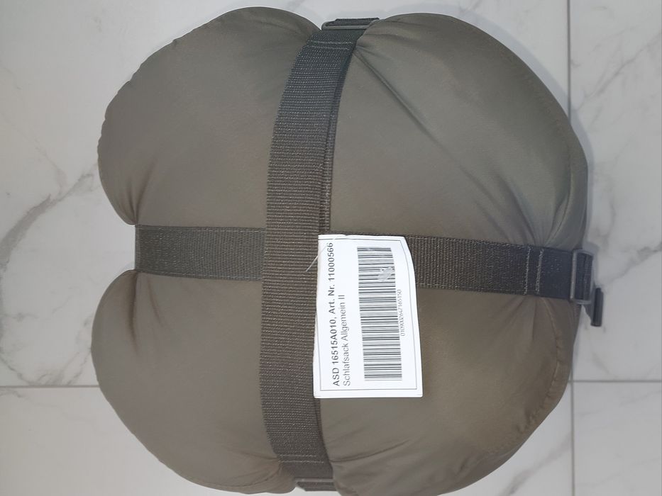 Продам зимовий (виробник Німеччина (спальний військовий мішок