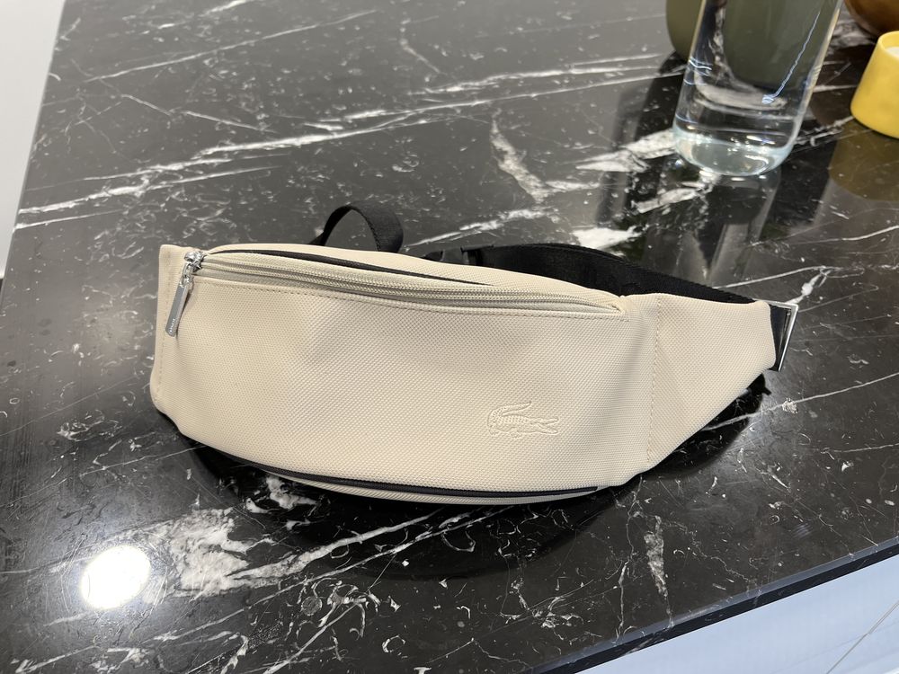 Bolsa Fanny Pack com zipp