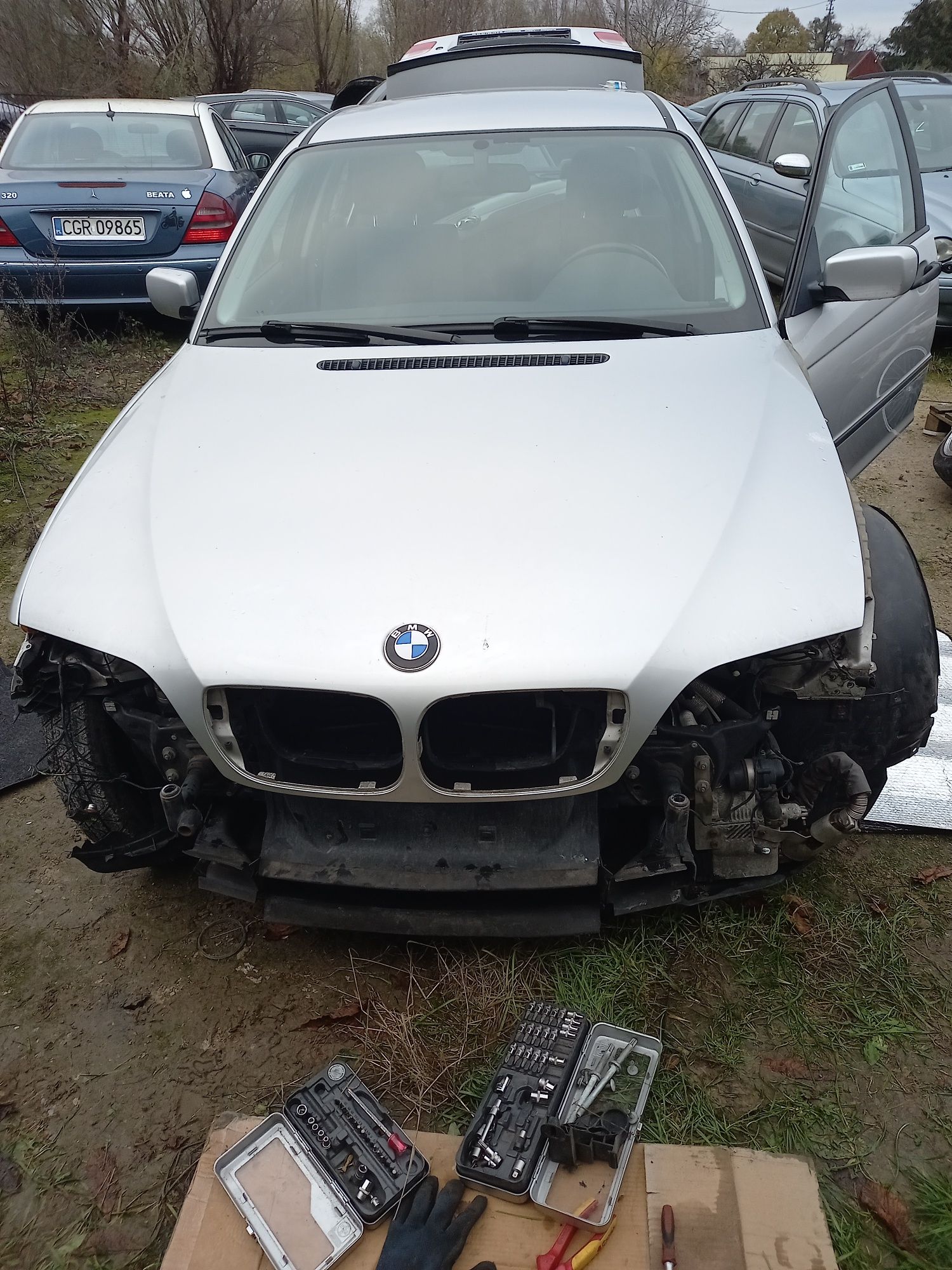 Bmw E46 318i (Titansilbermet)z Niemiec na części