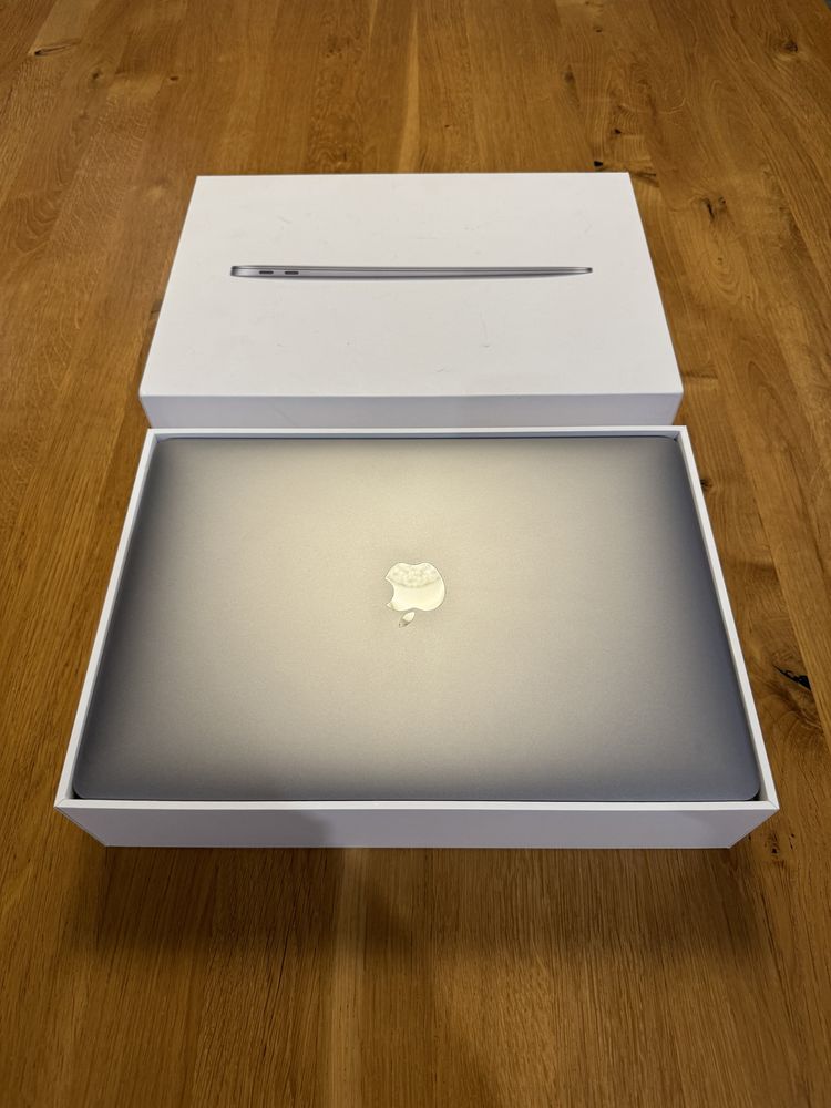 MacBook Air i7 1,2GHz, A2179, 512GB, RAM 16GB 13,3 space grey