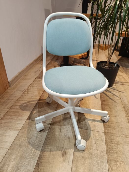 Krzesło obrotowe dziecięce Ikea