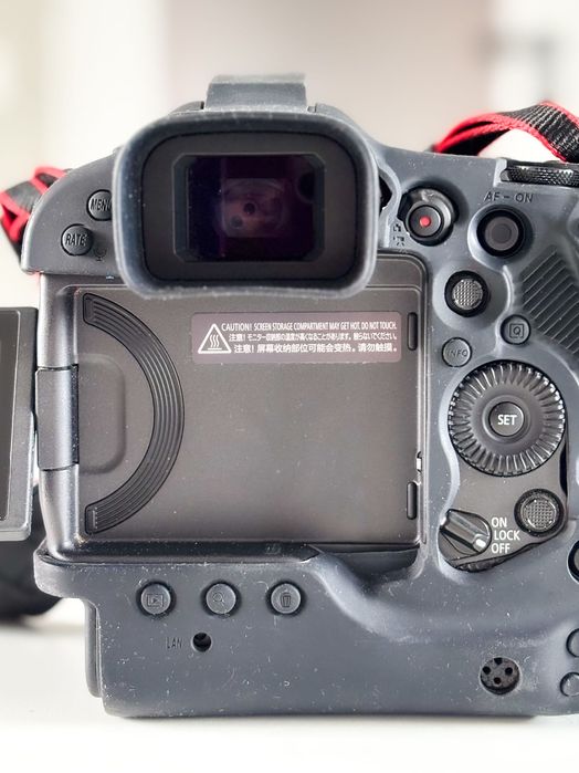Canon EOS R3 (migawka 3k!) + gratis karta CF czytnik kart akumulator