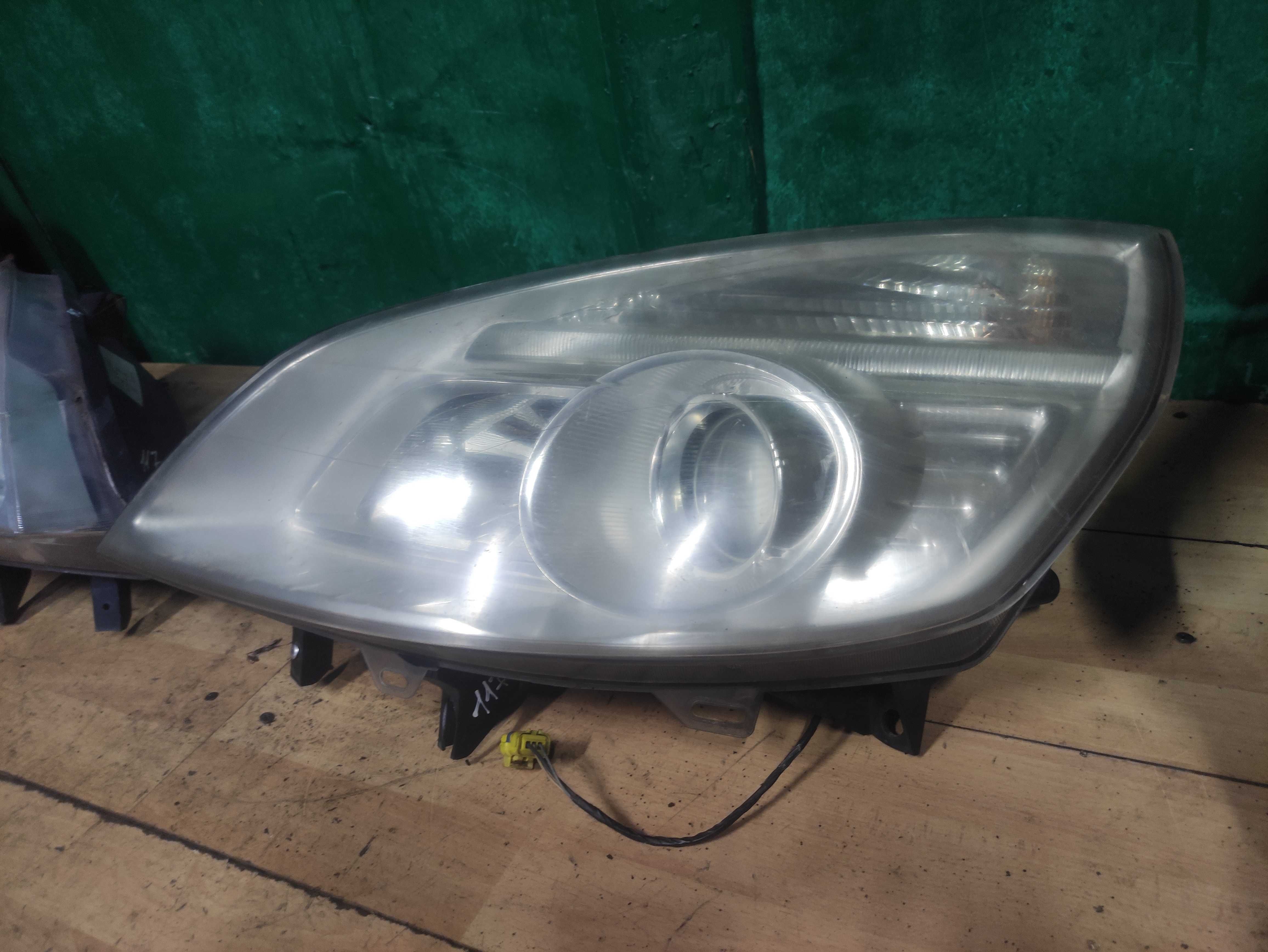 Фара Renault Scenic 2 7701065913 7701065914 фари Рено сценік 2 06-09р