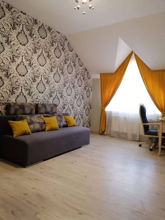 5.Поклейка шпалер, обоев.Ремонт квартир,будинків.Київ /Передмістя.