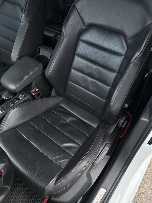 Volkswagen Golf GTI 7