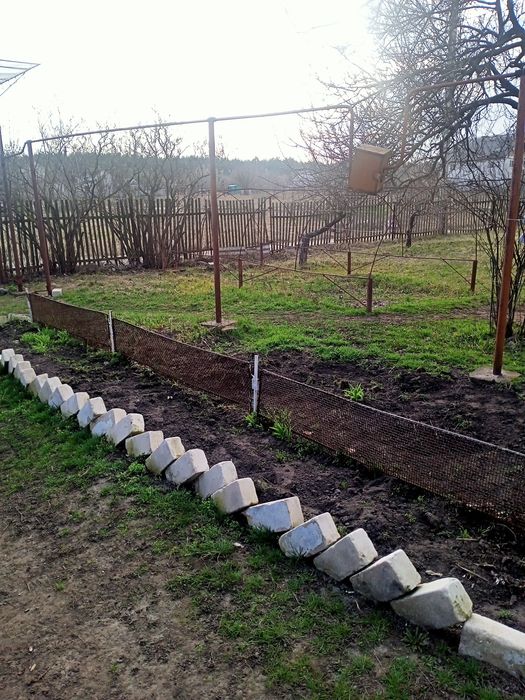 Продается участок16000 дол.