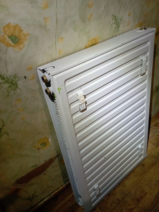 Продам радіатори опалення