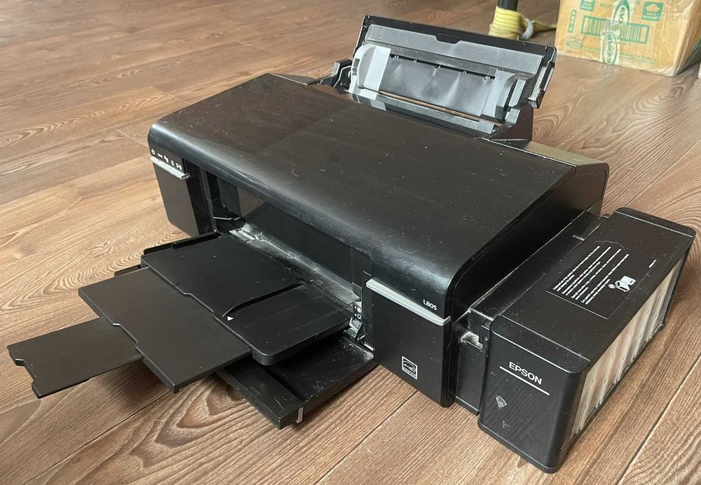 Принтер Epson L805 — ідеальний стан, мінімальний пробіг!