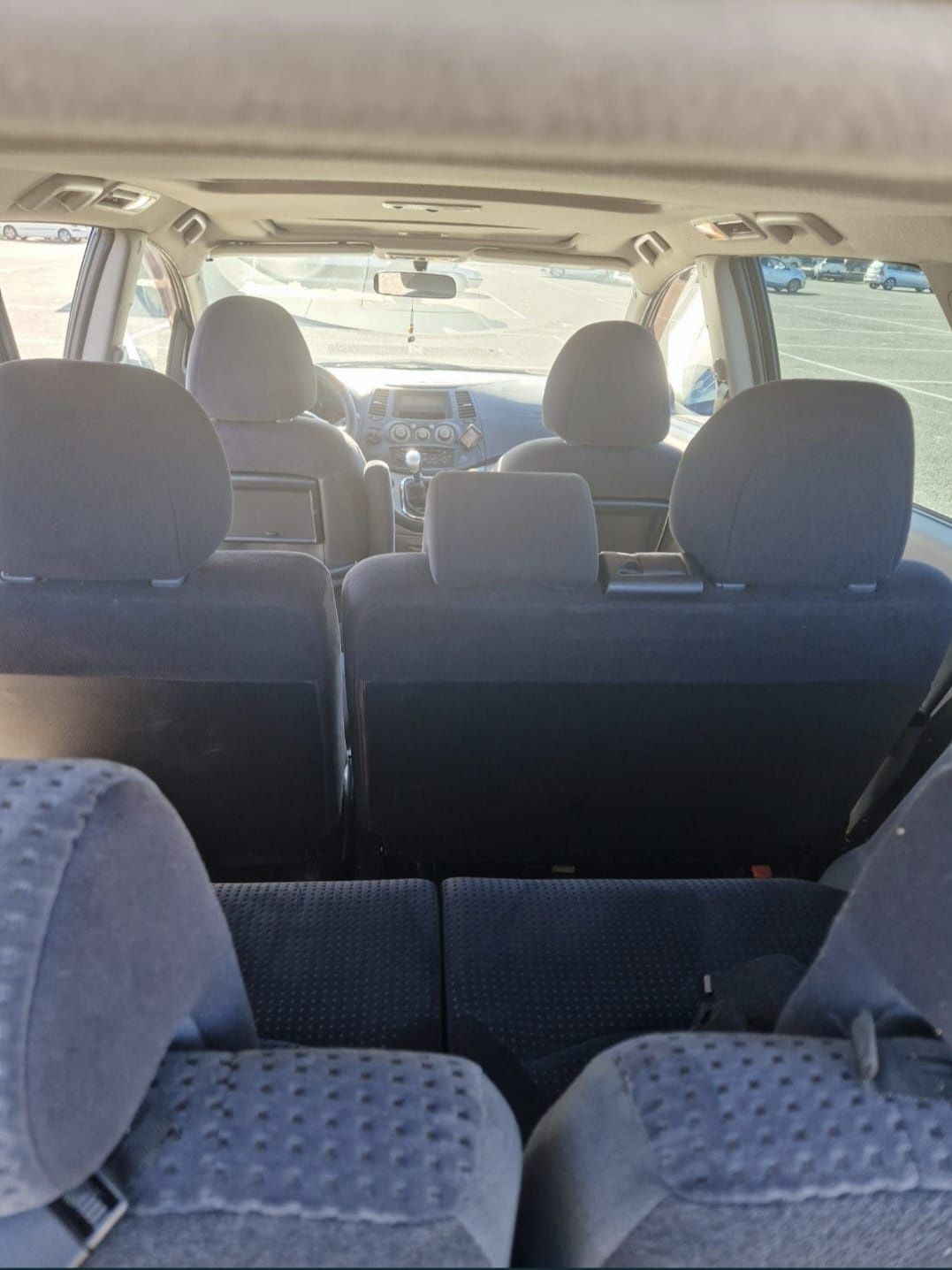 Mitsubishi grandis